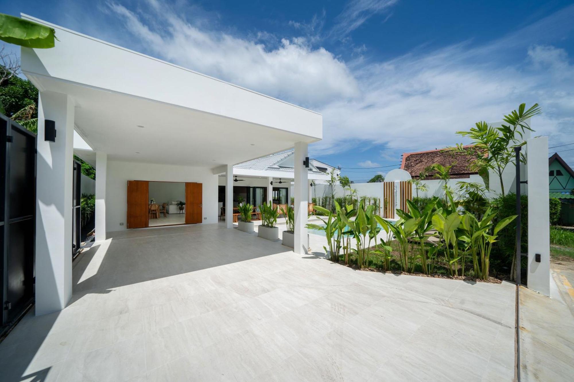 Brand New 4Br Balinese Style Pool Villa Kaia Just 5 Min Drive From Naiharn Beach Rawai 외부 사진